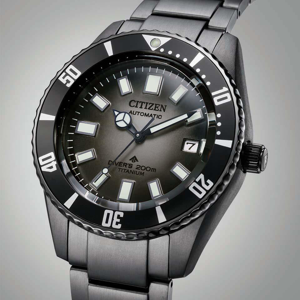 CITIZEN PROMASTER NB6025-59H,Close-up of black Dial