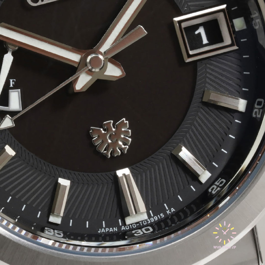 THE CITIZEN AQ1050-50F solar Men's Watch Close-up of the right side of the dial
