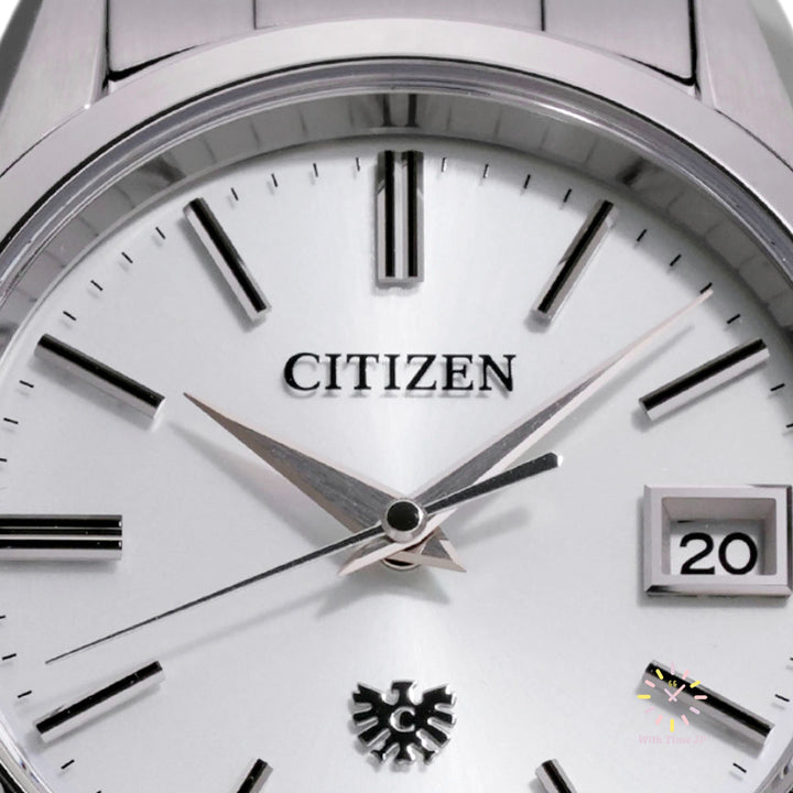 THE CITIZEN AQ4080-52A Solar Men's Watch Close-up of silver dial.