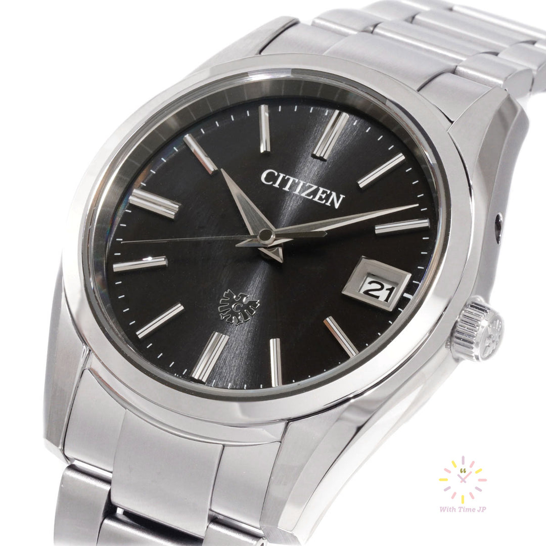 THE CITIZEN AQ4080-52E Solar Men's Watch Angle from the right side.