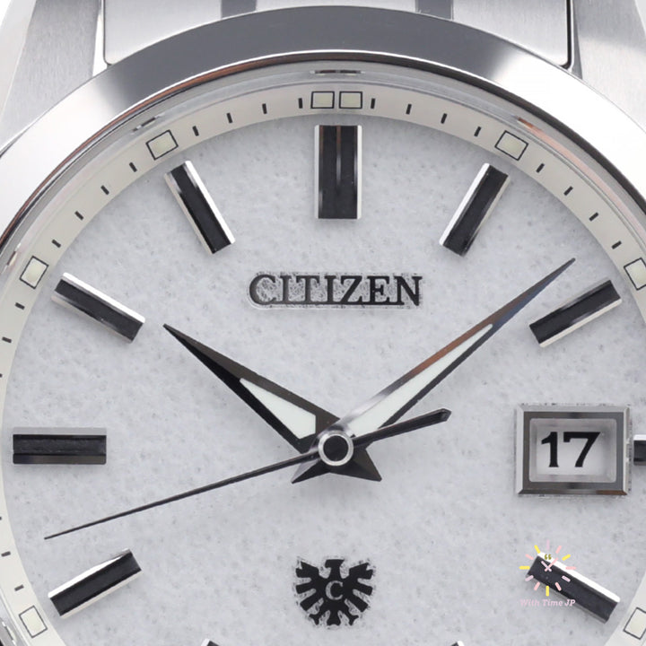 THE CITIZEN AQ4091-56A Solar Men's Watch close-up of White Japanese paper dial.