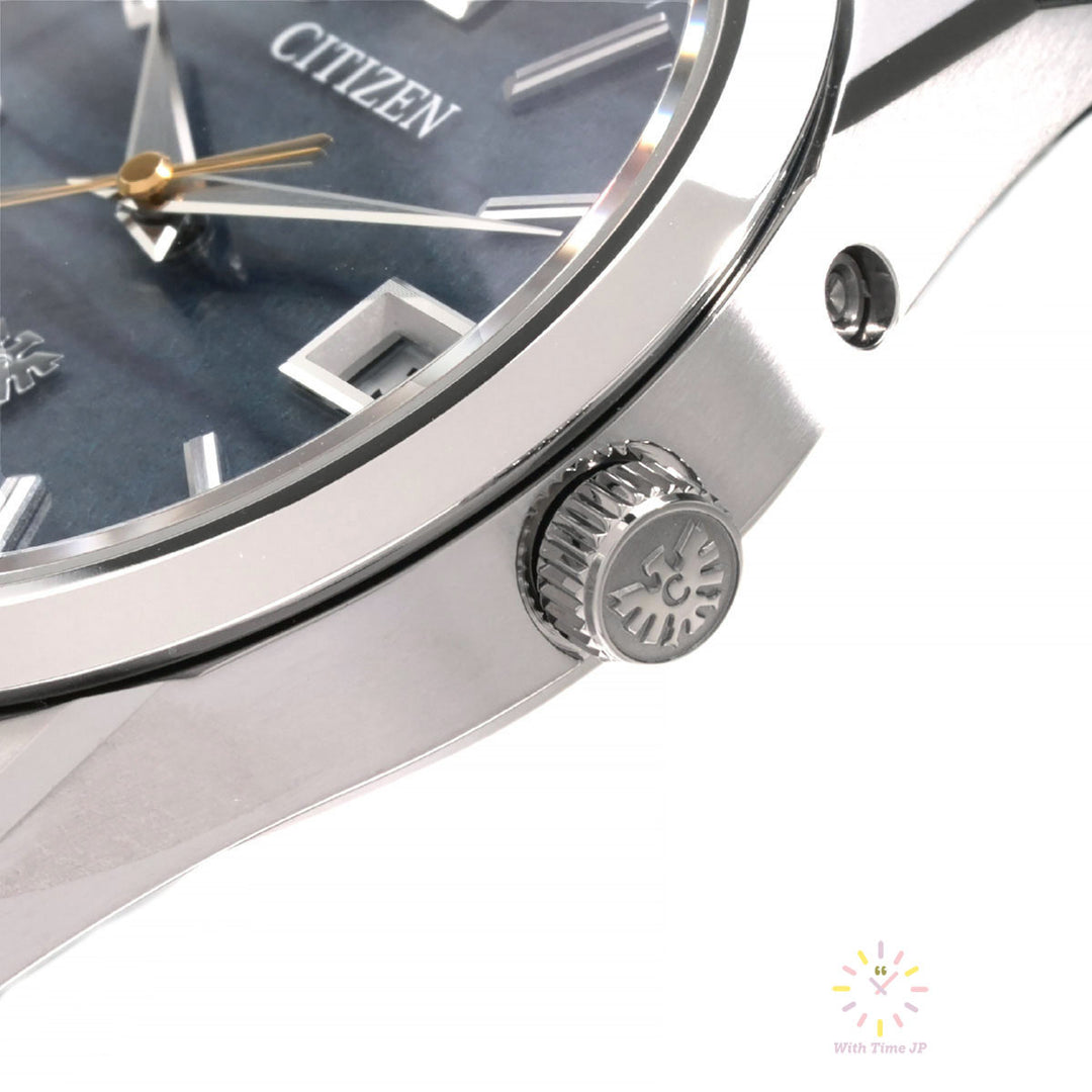 THE CITIZEN AQ4100-65L solar Men's Watch Crown.