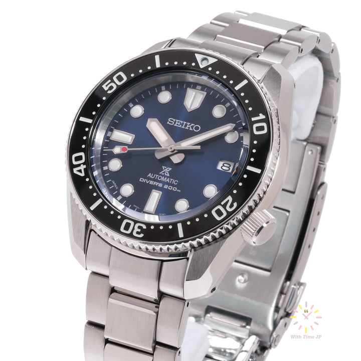 SEIKO Prospex SBDC127 Automatic diver's watch angle from the right.