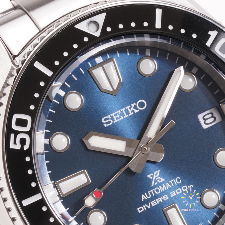 SEIKO Prospex SBDC127 Automatic diver's watch close-up of Blue dial.