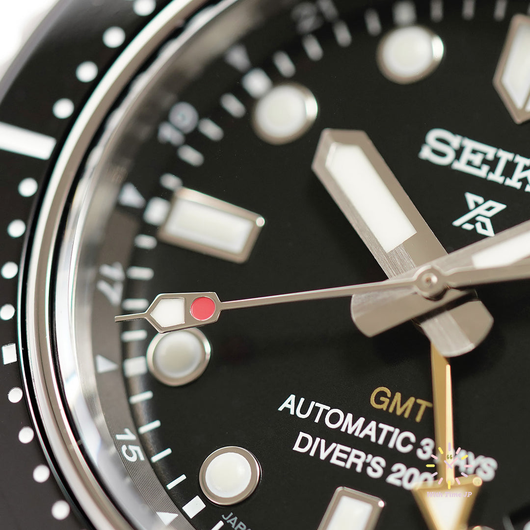 SEIKO Prospex SBEJ011 Mechanical GMT Diver's Watch, Close-up of black dial.