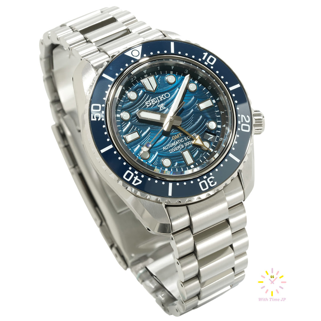 Seiko Prospex Diver Scuba GMT SBEJ027,Oblique angle