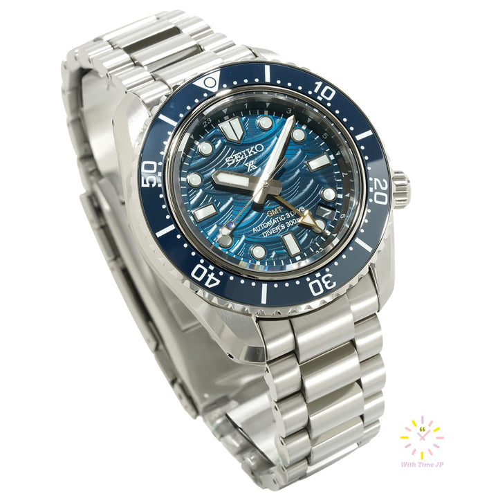 Seiko Prospex Diver Scuba GMT SBEJ027,Oblique angle