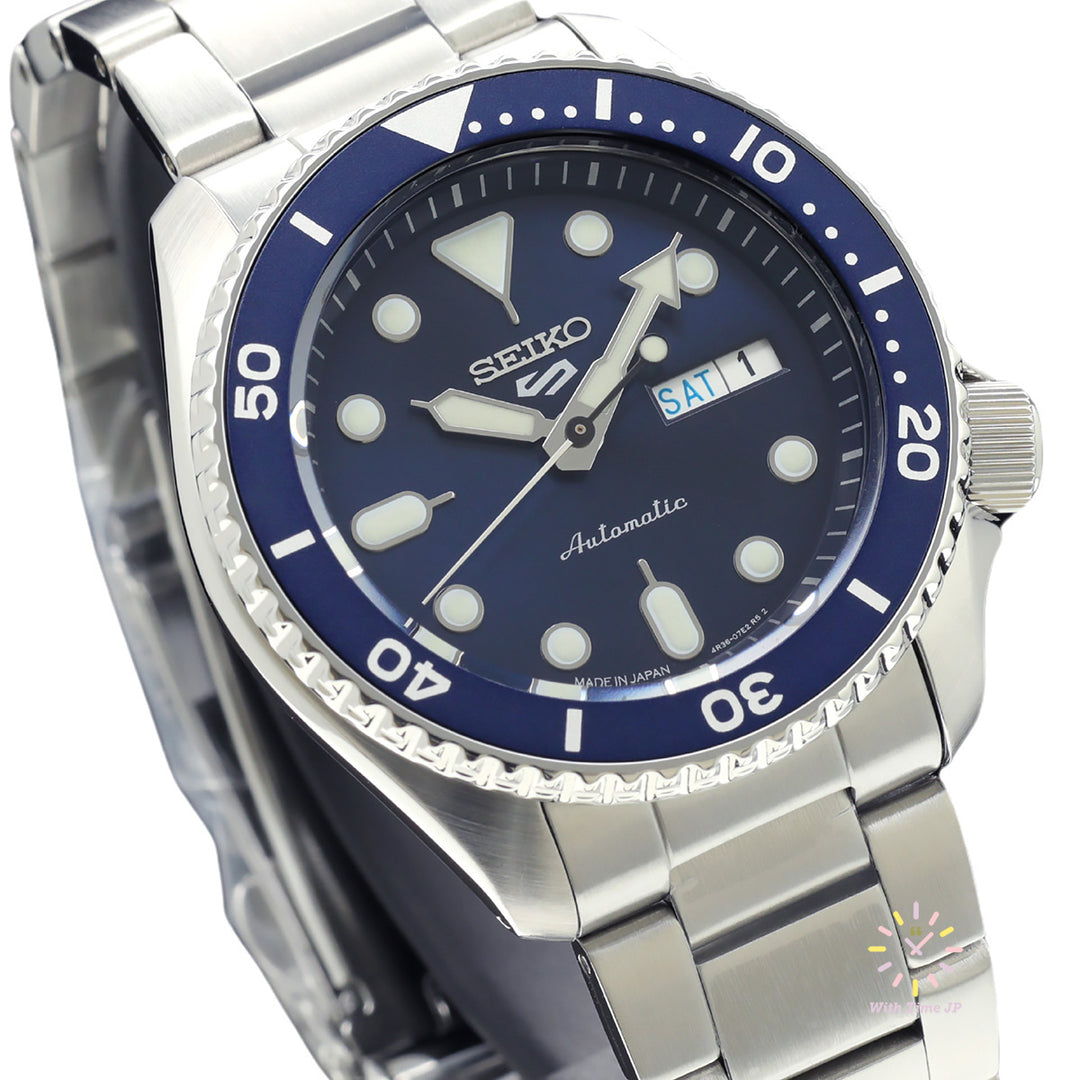 SEIKO 5 SPORTS SBSA001,Angle from the left.