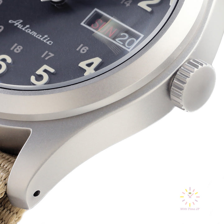 SEIKO 5 SPORTS SBSA117 automatic watch crown.