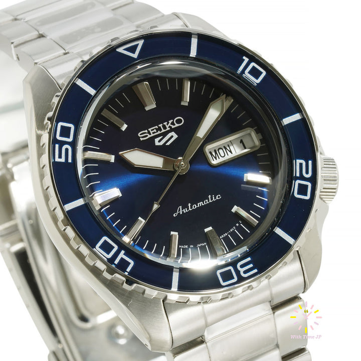 Seiko 5 Sports SKX series SBSA259,Close-up of blue Dial