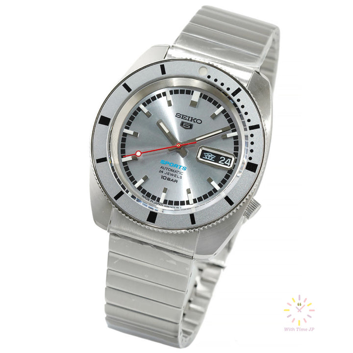 SEIKO 5 Sports SBSA269 limited edition Angle from the right side.