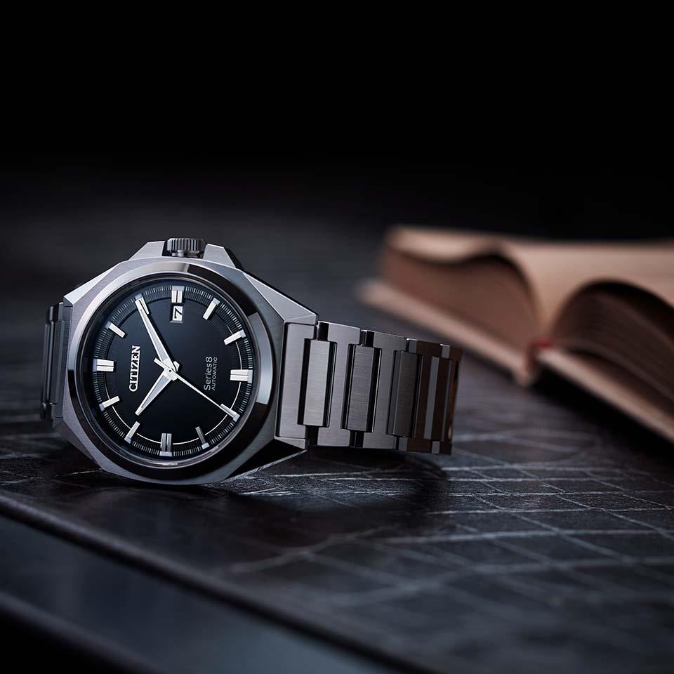 CITIZEN SERIES EIGHT NB6010-81E,Angle placed on tabletop