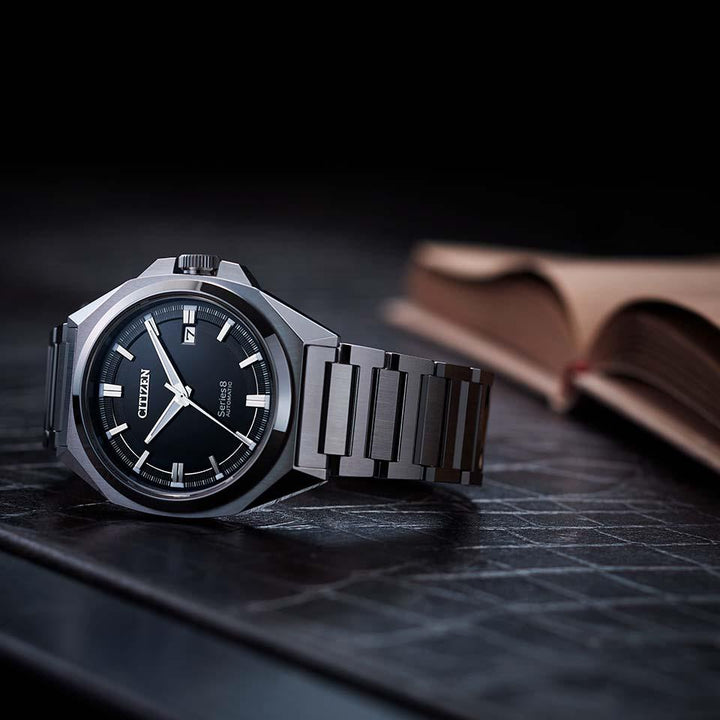 CITIZEN SERIES EIGHT NB6010-81E,Angle placed on tabletop