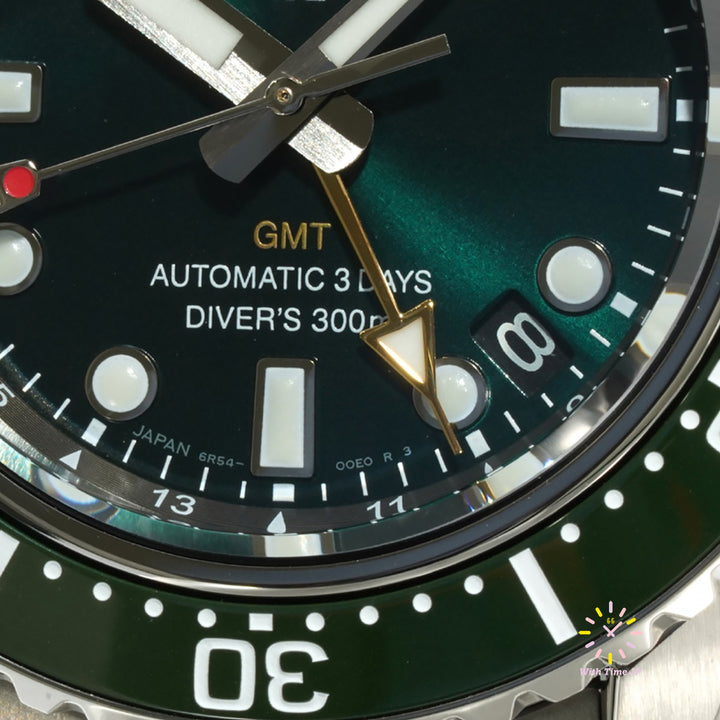 Seiko Prospex GMT Automatic Diver Scuba  Watch HBC001J,Close-up of Green Dial #3