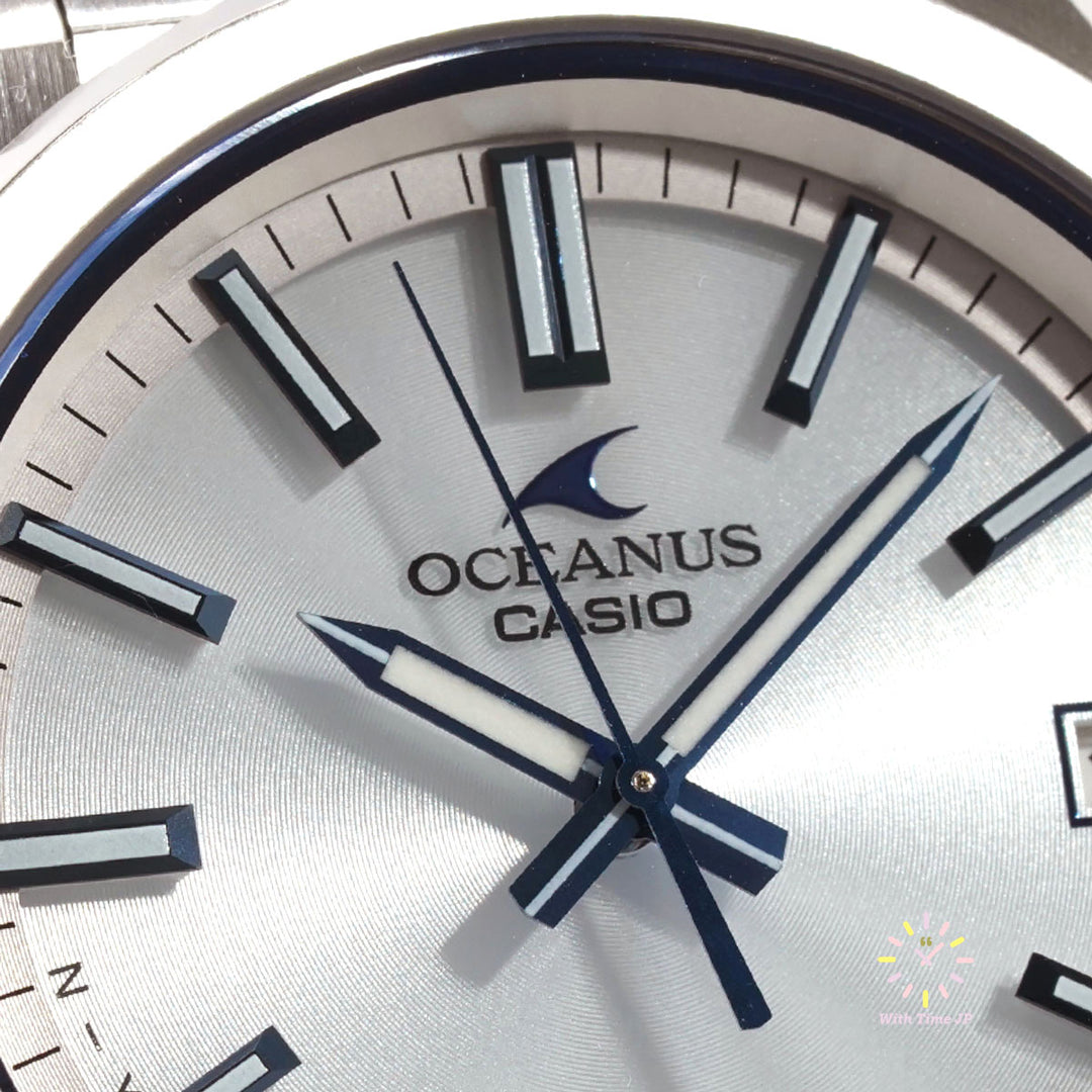 CASIO OCEANUS OCW-T200S-7AJF Close-up of white dial.