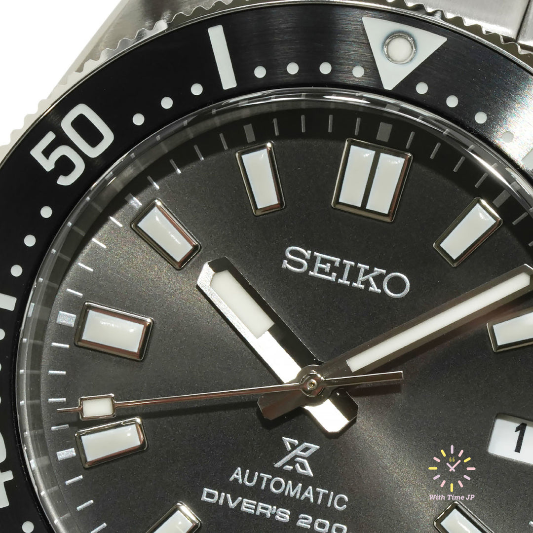 Seiko Prospex Diver Scuba SBDC101,Close-up of black Dial