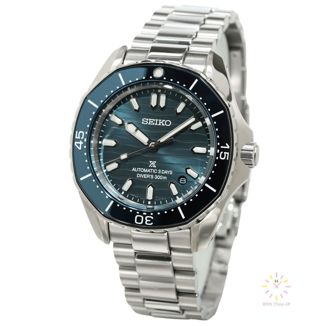 SEIKO Prospex SBDC203 automatic diver's watch, Stainless steel case, Stainless steel triple link band, Blue dial.