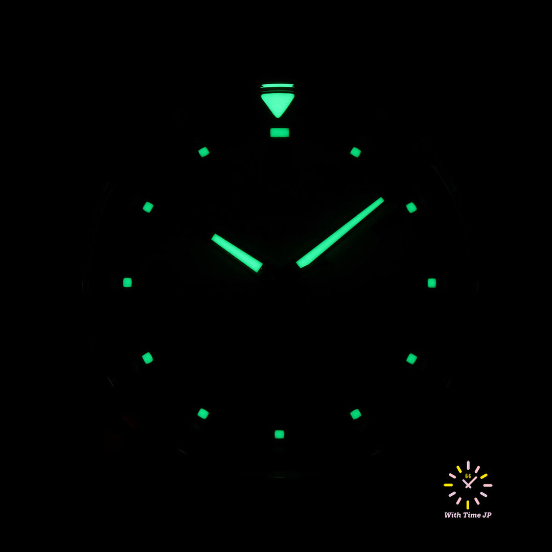 luminescence of Seiko Prospex Automatic Speedtimer SBDC215