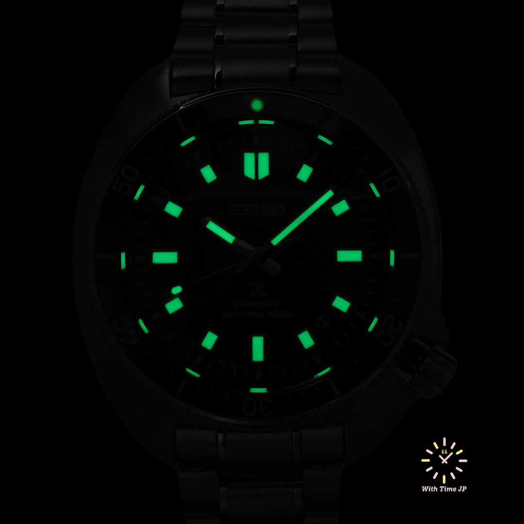 black dial luminescence of SEIKO Prospex SBDX04