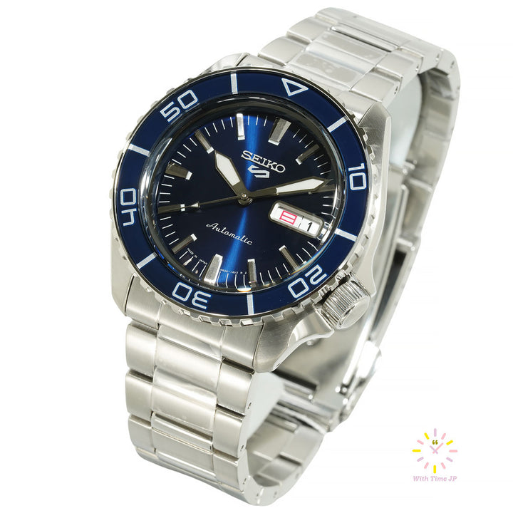 Seiko 5 Sports SKX series SBSA25,Oblique angle,Oblique angle