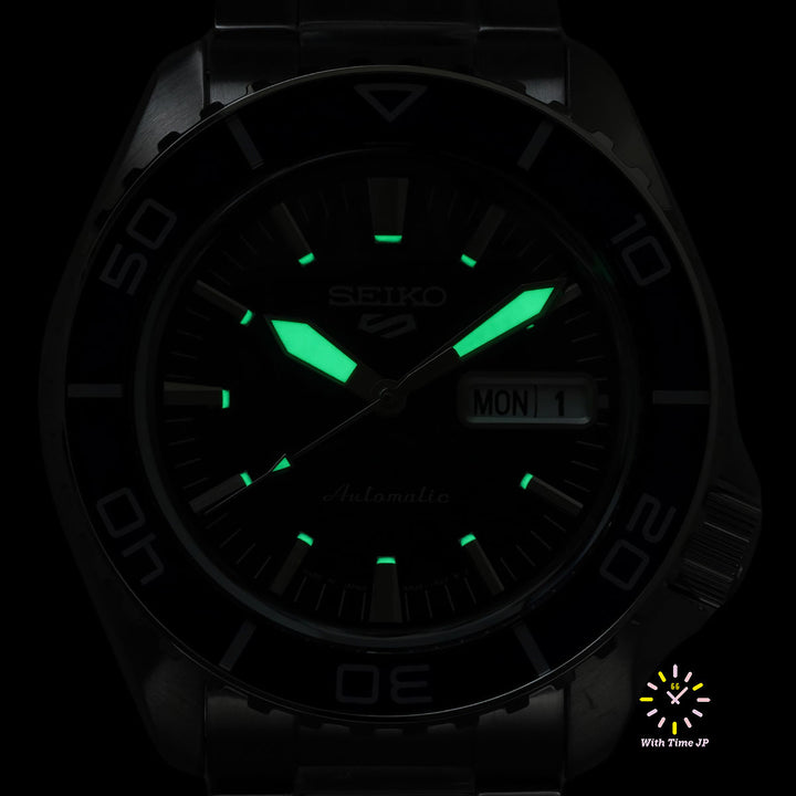 blue dial luminescence of Seiko 5 Sports SKX series SBSA259