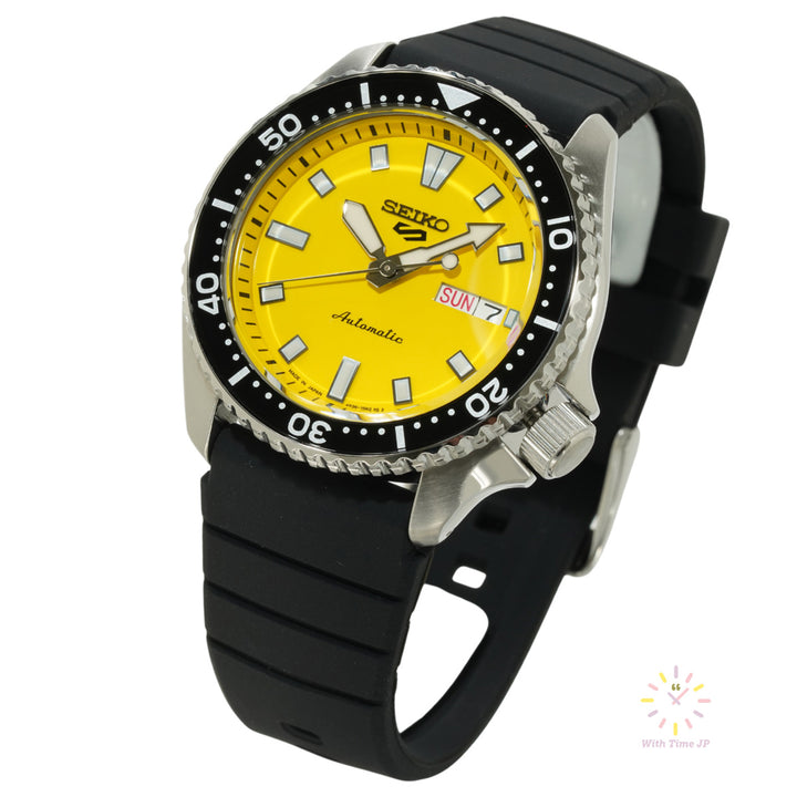 Seiko 5 Sports SKX series SBSA307,Oblique angle