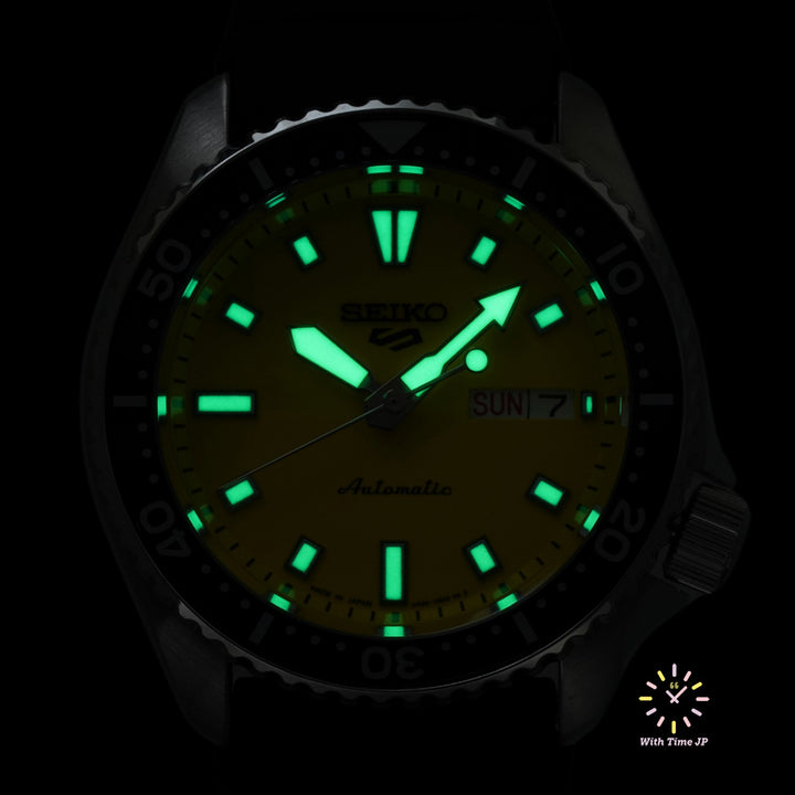 orange yellow luminescence of Seiko 5 Sports SKX series SBSA307