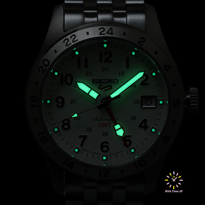 luminescence of Seiko 5 Sports GMT SBSC009